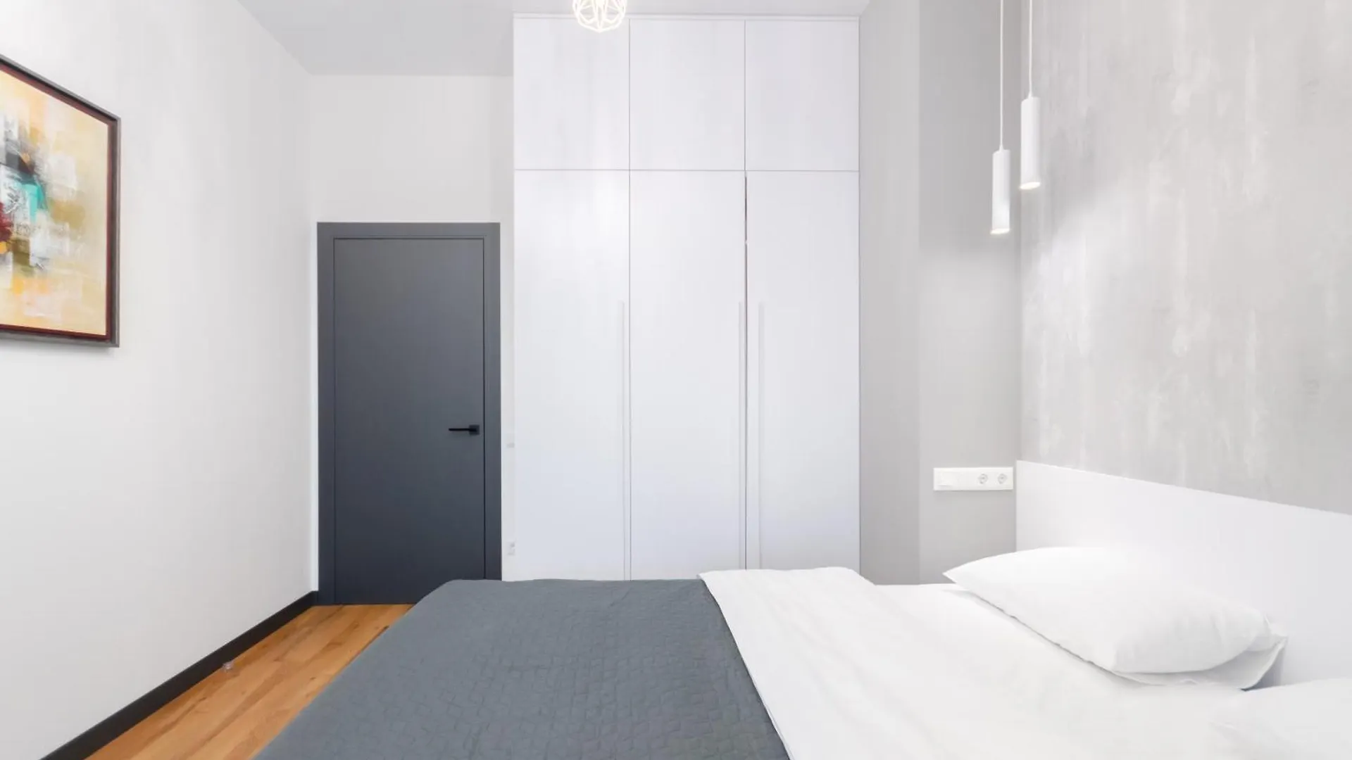 קייב Petrovdom Apartments 03-160 In Rc Yaroslaviv Grad, Bulvarno-Kudriavska 17 אוקראינה